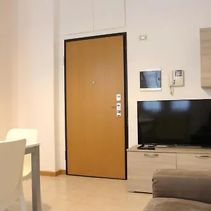 Appartamento Super Rogoredo Vacation - 4 People, Milano